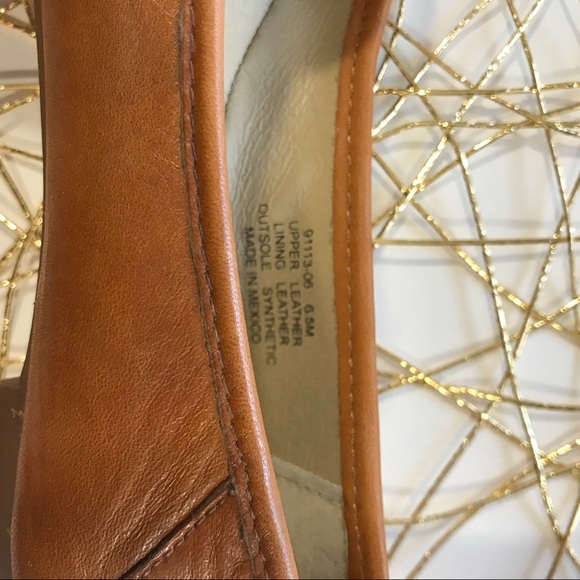 Leather flats - Picture 3 of 3